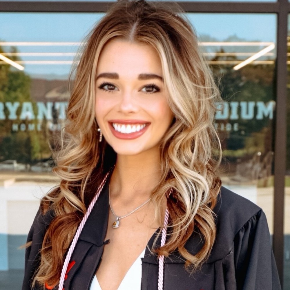 Meet your Posher, Hope e